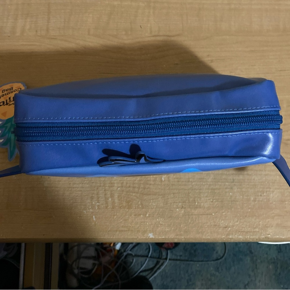 Disney Lilo & Stitch- Stitch Travel Cosmetic/Toiletry Bag NWT - Picture 3 of 4